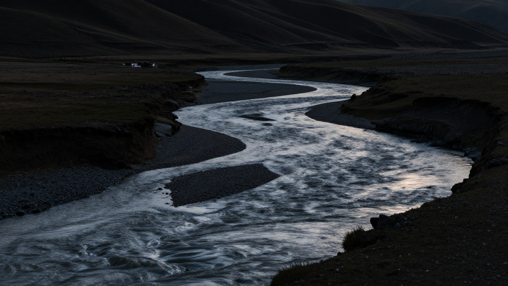 南美洲巴西高原河流暗沉色调